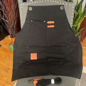 🖤Canvas VIP Black Apron NWOT